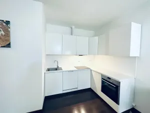 Prodej bytu 2+kk, Karlovy Vary, Chebská, 64 m2
