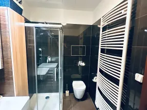 Prodej bytu 2+kk, Karlovy Vary, Chebská, 64 m2