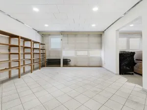 Prodej výrobních prostor, Brno - Slatina, Hviezdoslavova, 1514 m2