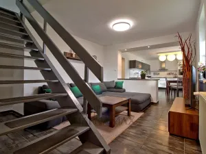 Prodej rodinného domu, Pesvice, 200 m2