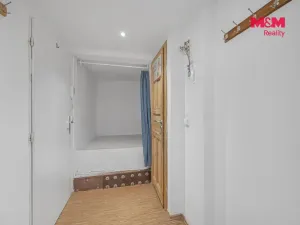 Pronájem bytu 1+kk, Praha - Libeň, Nad Kolčavkou, 28 m2