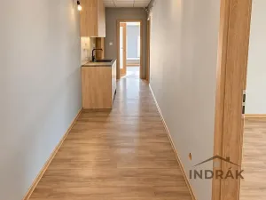 Pronájem kanceláře, Libhošť, 240 m2