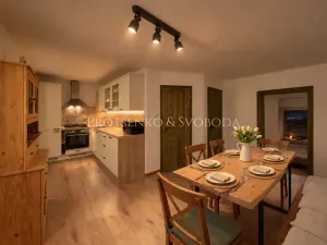 Prodej ubytování, Hluboká nad Vltavou, 174 m2