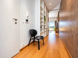 Prodej atypického bytu, Praha - Smíchov, Kobrova, 134 m2