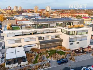 Pronájem obchodního prostoru, Pardubice, Na Spravedlnosti, 110 m2