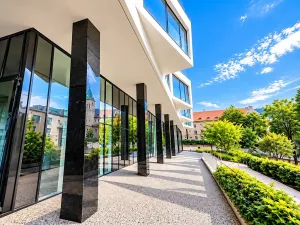 Pronájem apartmánu, Praha - Smíchov, Kobrova, 1172 m2