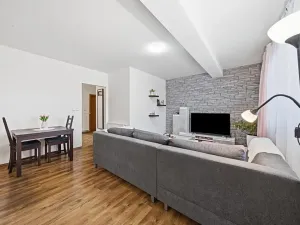 Prodej bytu 3+kk, Bošovice, Vyhlídka, 84 m2