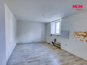 Prodej obchodního prostoru, Bělčice, Nádražní, 560 m2
