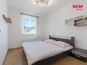 Prodej bytu 3+kk, Králův Dvůr, Popelky Biliánové, 56 m2