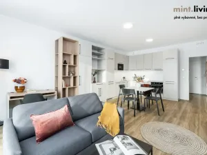 Pronájem bytu 4+kk, Praha - Vysočany, Odkolkova, 155 m2