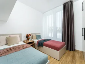 Pronájem bytu 4+kk, Praha - Vysočany, Odkolkova, 155 m2