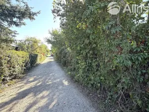 Prodej zahrady, Vojkovice, 910 m2