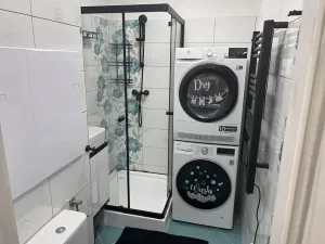 Prodej bytu 3+1, Karlovy Vary, Okružní, 65 m2