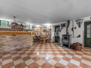 Prodej ubytování, Stříbrná Skalice, 1200 m2