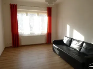 Pronájem bytu 2+kk, Praha - Žižkov, Jičínská, 46 m2