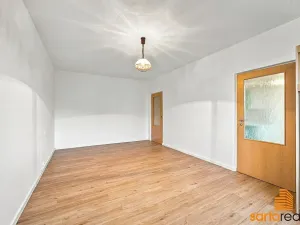 Pronájem bytu 2+1, Ústí nad Labem, Meruňková, 68 m2