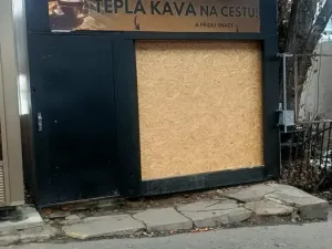 Pronájem obchodního prostoru, Praha - Háje, 18 m2