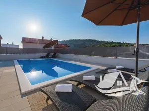 Prodej rodinného domu, Rogoznica, Chorvatsko, 180 m2