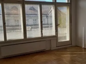 Pronájem bytu 3+kk, Praha - Bubeneč, náměstí Svobody, 90 m2
