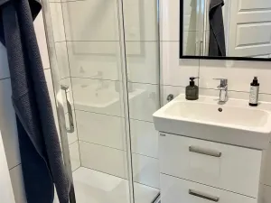 Pronájem bytu 2+kk, Praha - Bubeneč, Sládkova, 58 m2