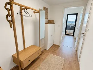 Pronájem bytu 2+kk, Brno, Bratislavská, 52 m2
