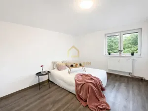 Pronájem bytu 2+kk, Ostrava, Stromovka, 36 m2