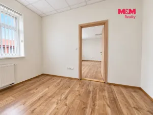 Pronájem kanceláře, Úvaly, 208 m2
