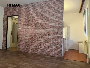 Pronájem bytu 1+kk, Kladno, Norská, 34 m2