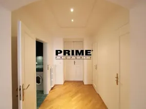 Pronájem bytu 4+1, Praha - Nové Město, Odborů, 100 m2
