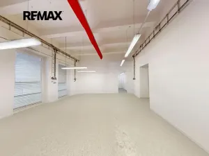 Prodej výrobních prostor, Hlinsko, Wilsonova, 2147 m2
