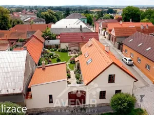 Prodej vícegeneračního domu, Sadská, Kostelní, 190 m2