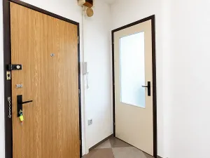 Prodej bytu 3+1, Liberec, Nezvalova, 70 m2