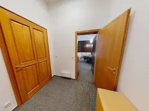 Pronájem kanceláře, Brno, Lidická, 155 m2