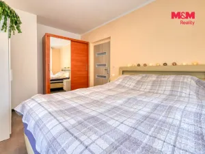 Prodej rodinného domu, Knovíz, 143 m2