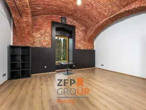 Pronájem kanceláře, Praha - Zbraslav, K Radotínu, 22 m2