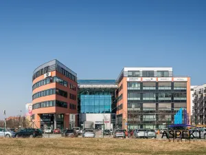 Pronájem kanceláře, Praha - Chodov, Líbalova, 115 m2