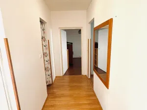 Prodej bytu 3+1, Karlovy Vary, Šmeralova, 87 m2