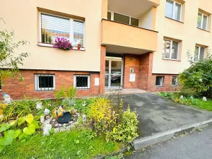 Prodej bytu 3+1, Karlovy Vary, Šmeralova, 87 m2