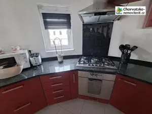 Prodej rodinného domu, Opatija, Chorvatsko, Ulica Jurja Dobrile, 67 m2