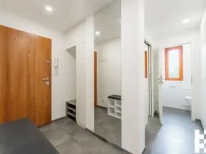 Prodej bytu 3+kk, Praha - Kbely, Martinická, 57 m2