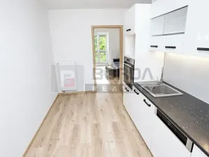 Pronájem bytu 2+1, Neratovice, 54 m2