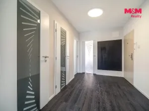 Prodej bytu 3+kk, Praha - Lhotka, Novodvorská, 67 m2