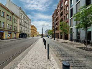 Pronájem garážového stání, Praha - Smíchov, Nádražní, 13 m2