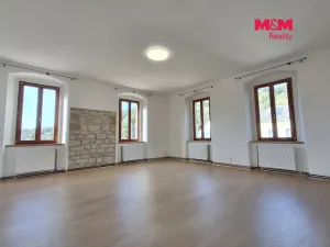 Pronájem bytu 3+1, Snědovice, 104 m2