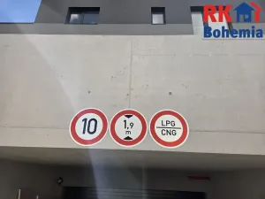 Pronájem bytu 1+kk, Praha - Dolní Počernice, 45 m2