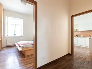 Prodej bytu 2+kk, Praha - Vokovice, Krátký lán, 42 m2
