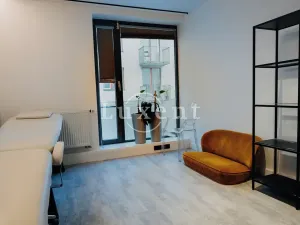 Pronájem obchodního prostoru, Praha - Žižkov, Jeseniova, 105 m2