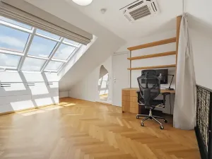 Pronájem bytu 3+kk, Praha - Bubeneč, Na výšinách, 113 m2
