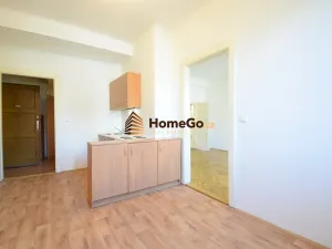 Pronájem bytu 2+kk, Praha - Nusle, Lounských, 48 m2