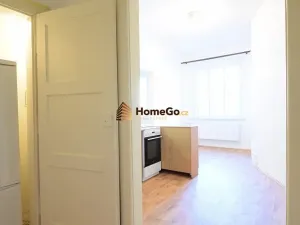 Pronájem bytu 2+kk, Praha - Nusle, Lounských, 48 m2
